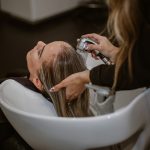 Ontsnap aan de drukte: Ontdek de ultieme ontspanning bij Kapper Rivierenbuurt en Headspa Amsterdam